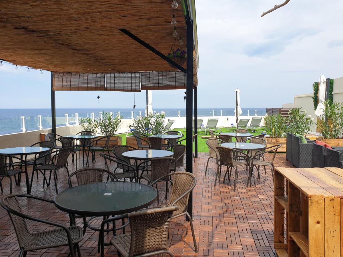 Rallye Hotel Ля Эскала Экстерьер фото