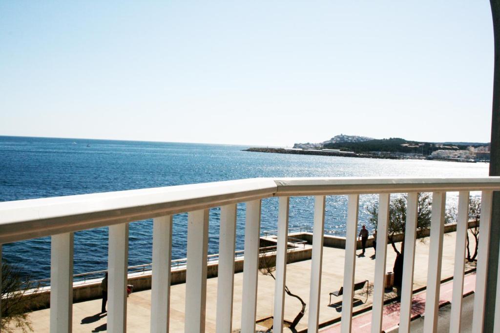 Rallye Hotel Ля Эскала Экстерьер фото